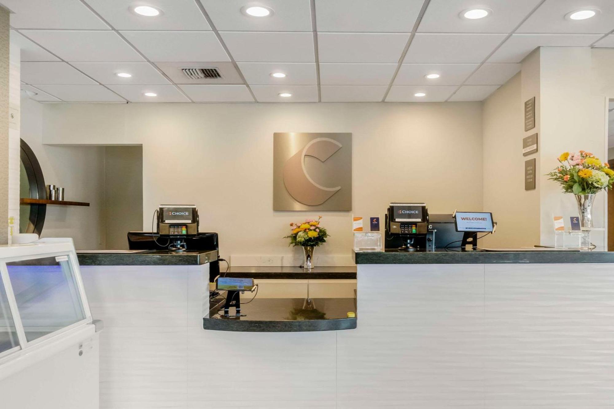 Comfort Inn & Suites Pacific - Auburn Extérieur photo