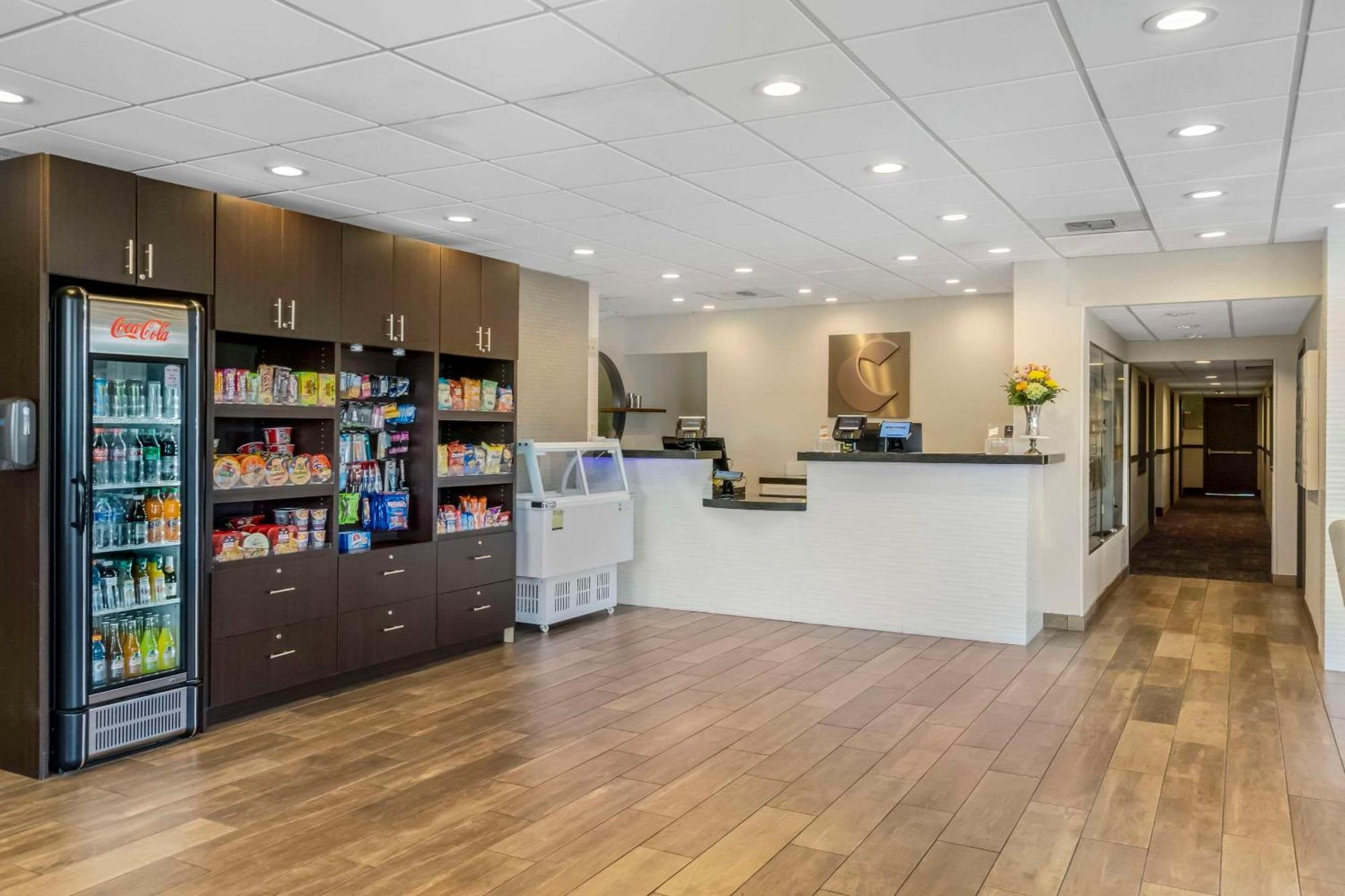 Comfort Inn & Suites Pacific - Auburn Extérieur photo